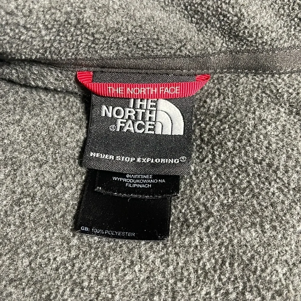 Men’s Gray The North Face 1/4 zip pullover XL